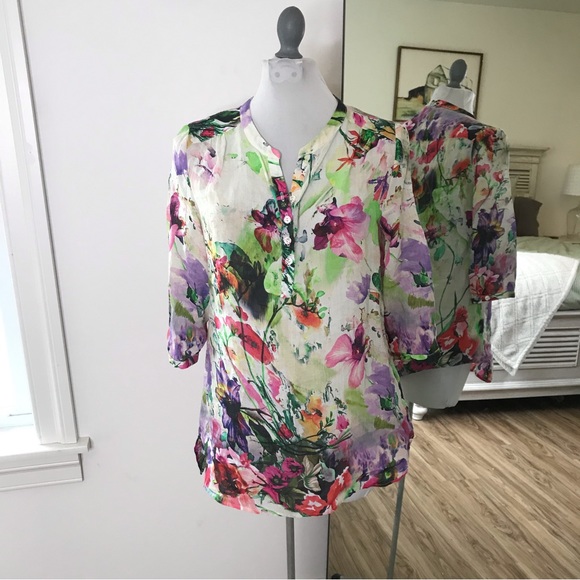 RED Valentino Tops - Red Valentino Floral Print popover top Ramie Size Large L